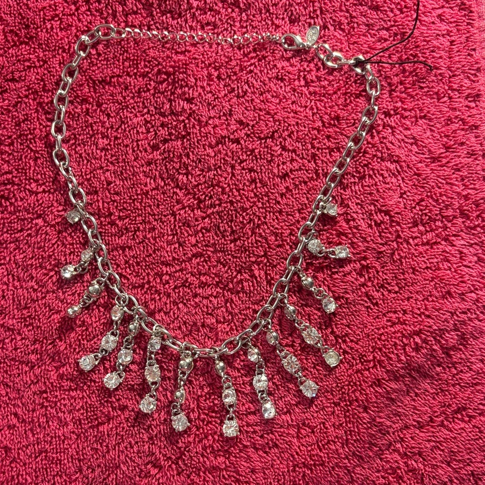Preloved Cookie Lee Vintage Silver Tone Necklace w/clear rhinestone dangles
